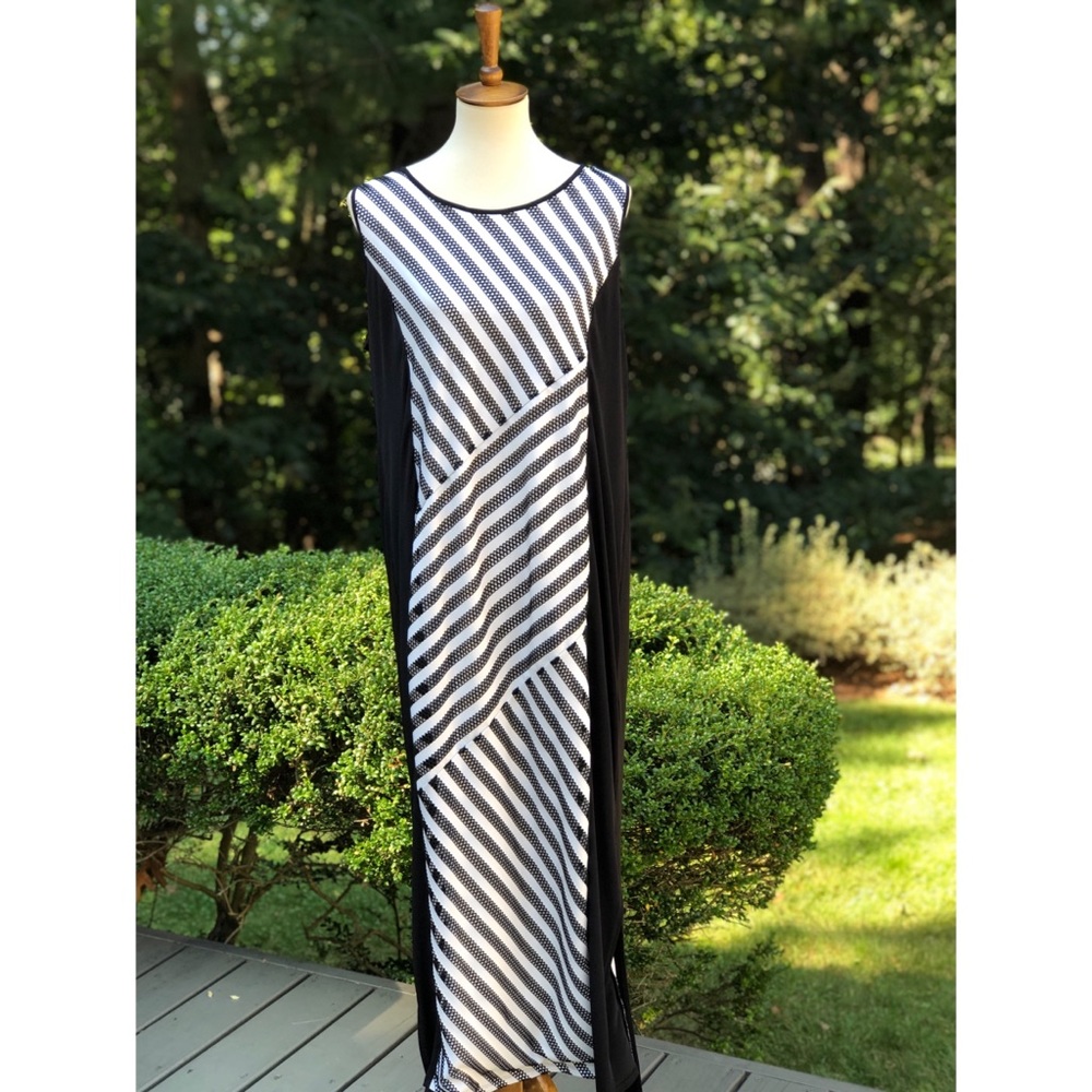 Chico’s sleeveless dress black/white 16 petite